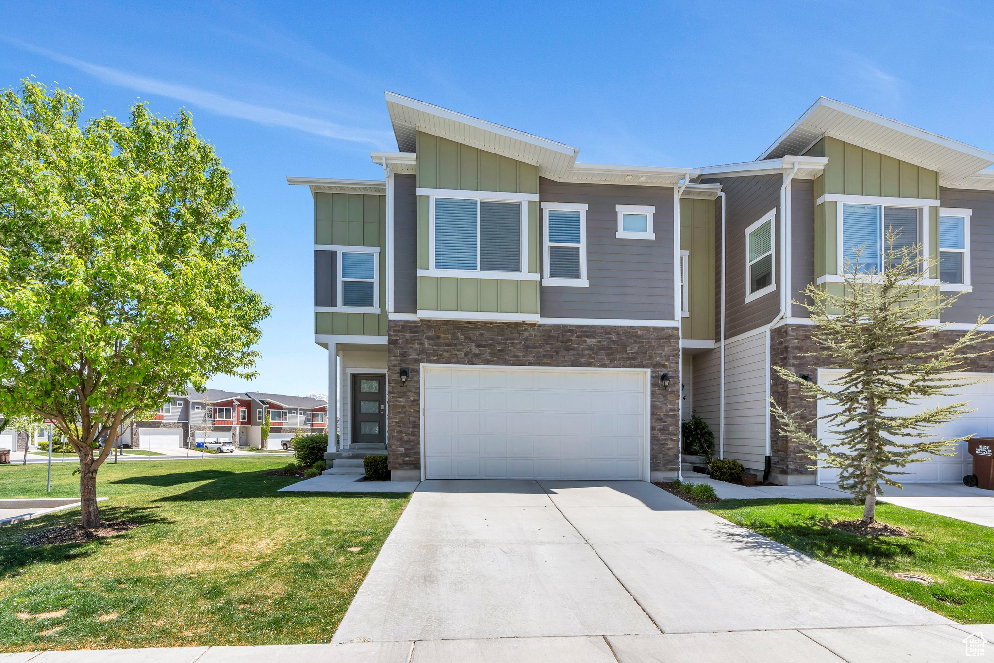 7128 N Mountain Field Dr, Eagle Mountain, Utah image 1