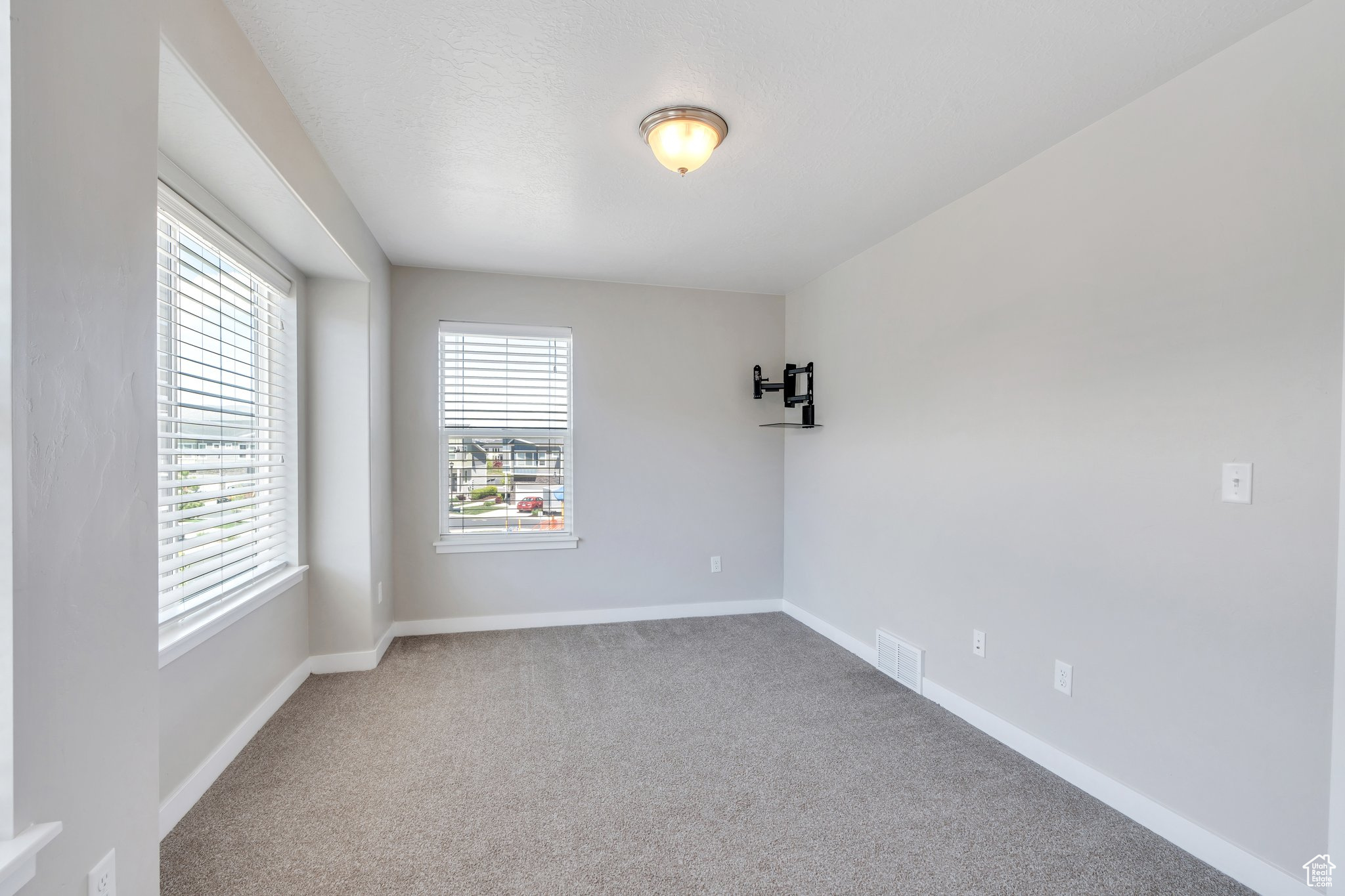 7128 N Mountain Field Dr, Eagle Mountain, Utah image 15