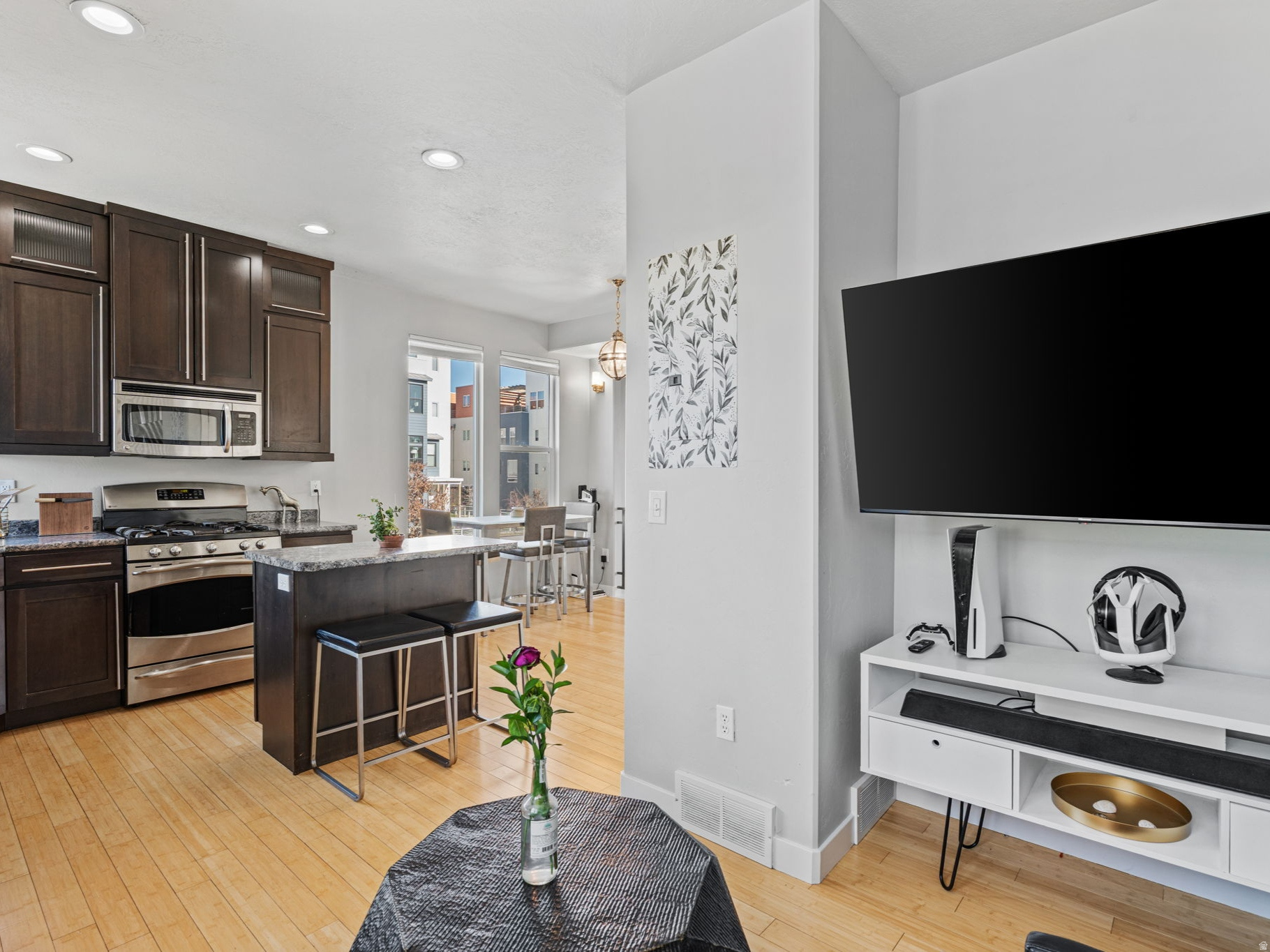 KENNECOTT - Residential