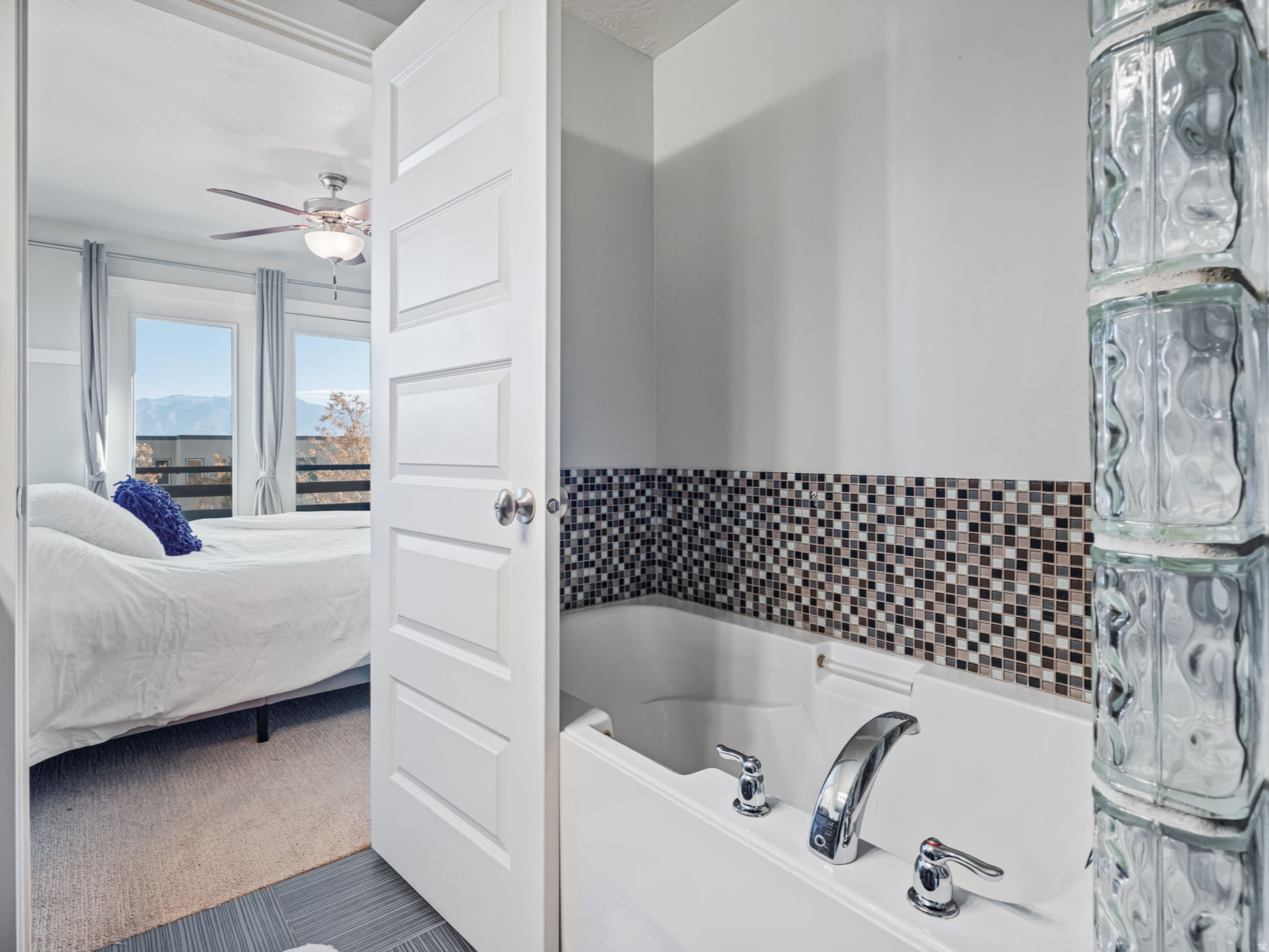 KENNECOTT - Residential