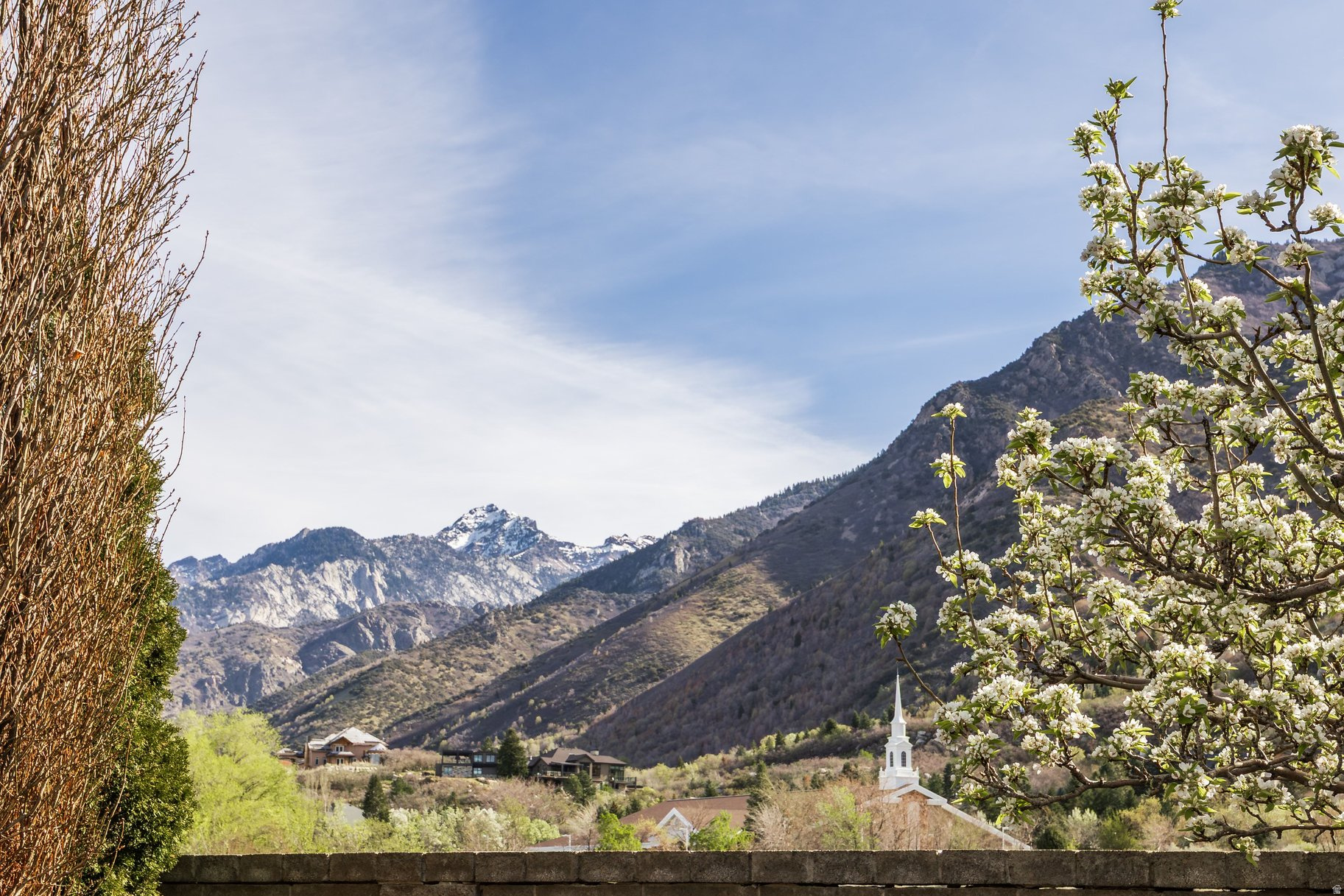 HIGHLANDS/HIDDEN VLY - Residential