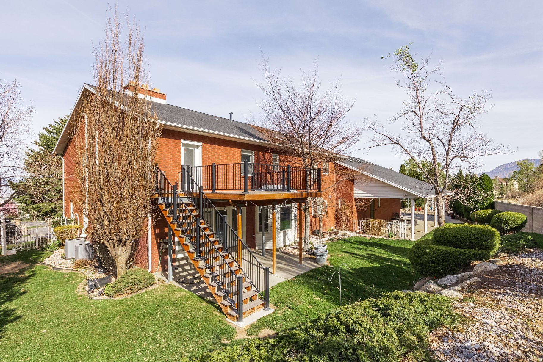 HIGHLANDS/HIDDEN VLY - Residential