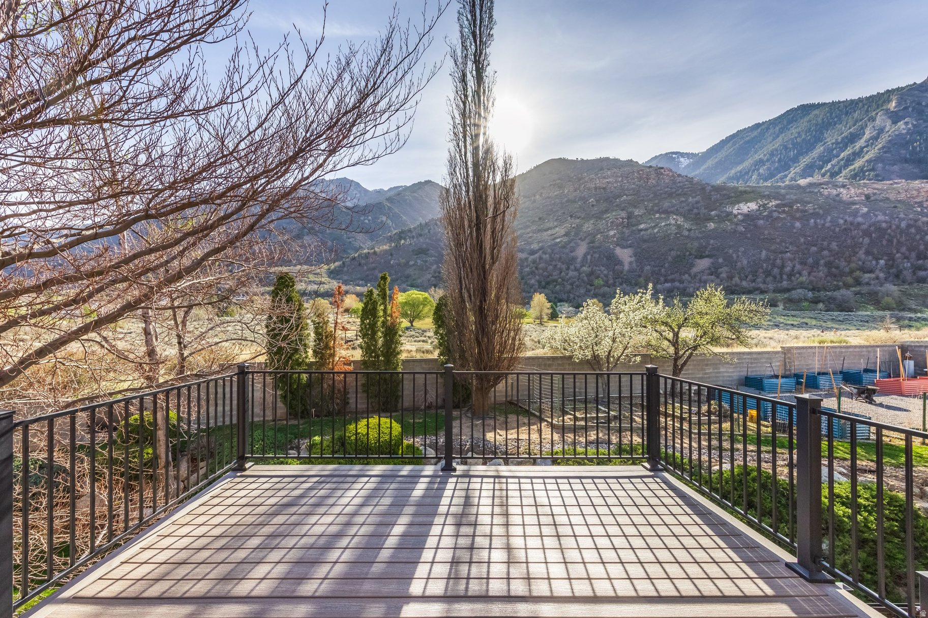 HIGHLANDS/HIDDEN VLY - Residential