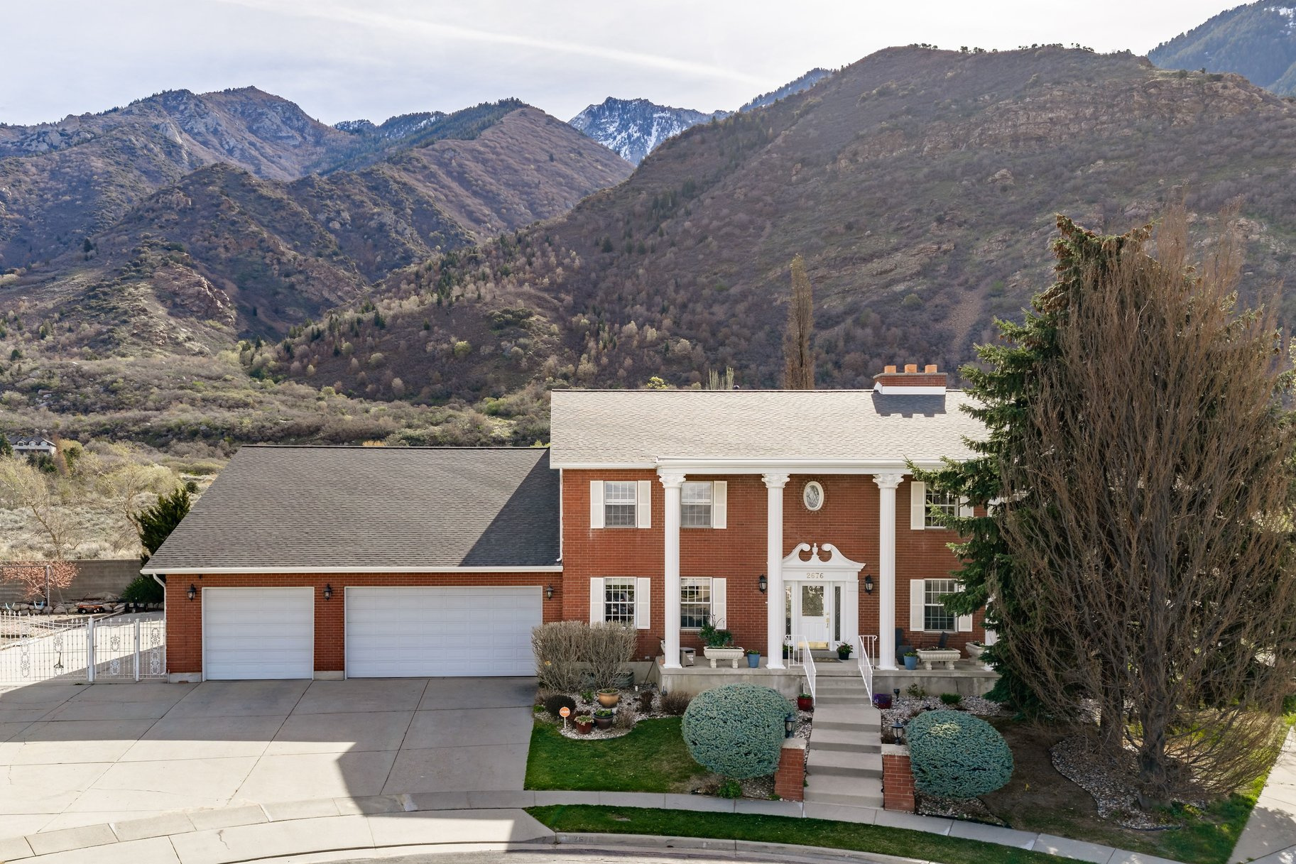HIGHLANDS/HIDDEN VLY - Residential