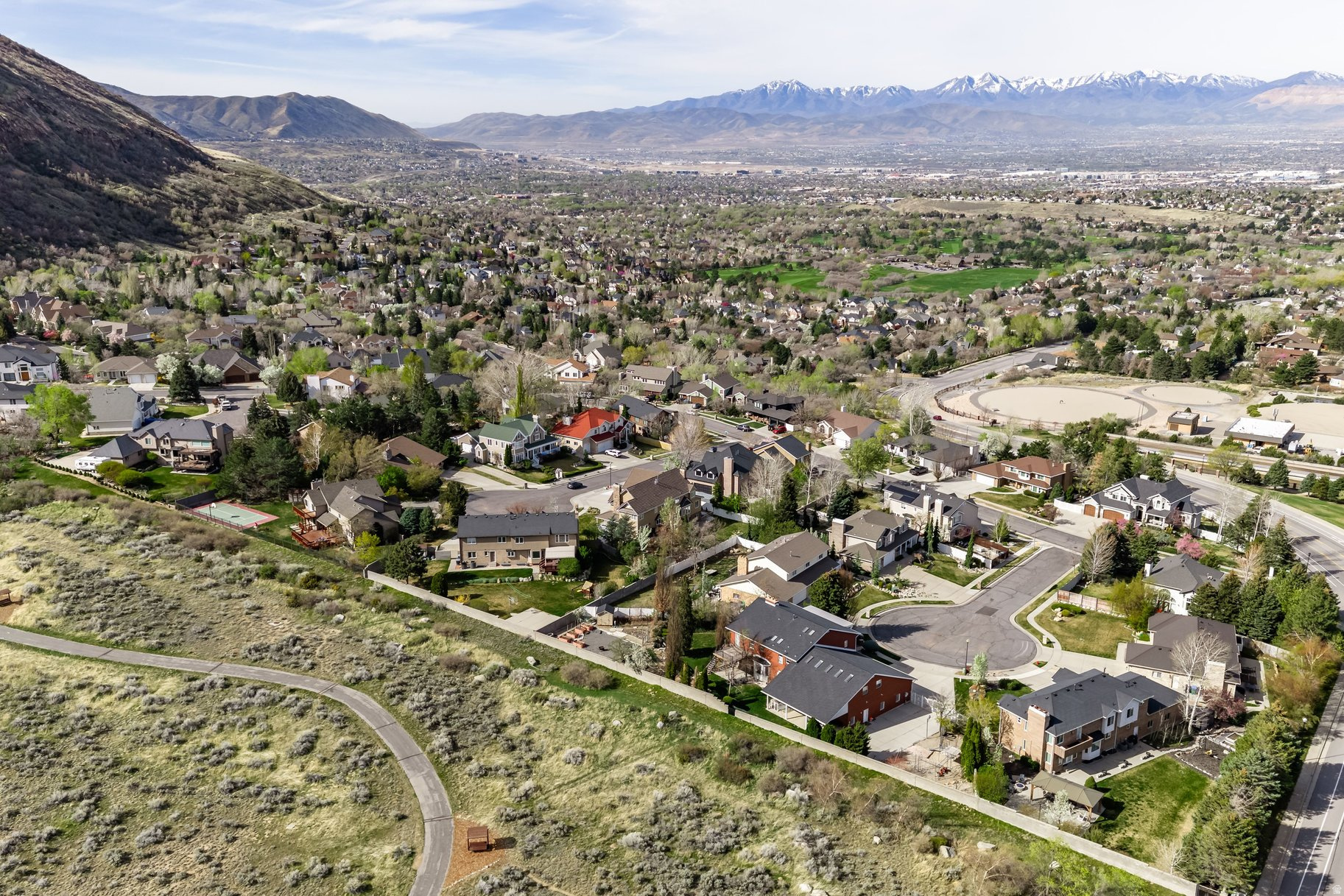 HIGHLANDS/HIDDEN VLY - Residential