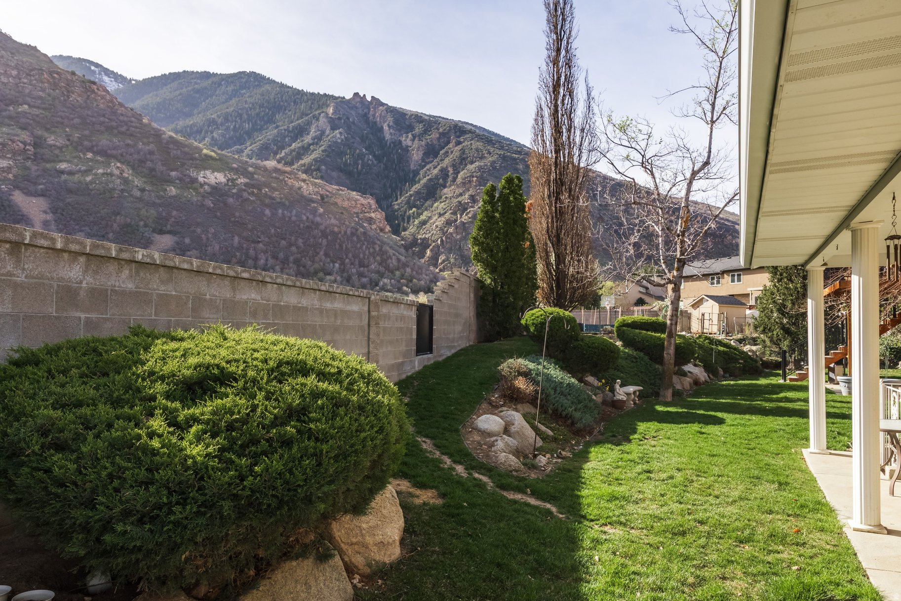 HIGHLANDS/HIDDEN VLY - Residential