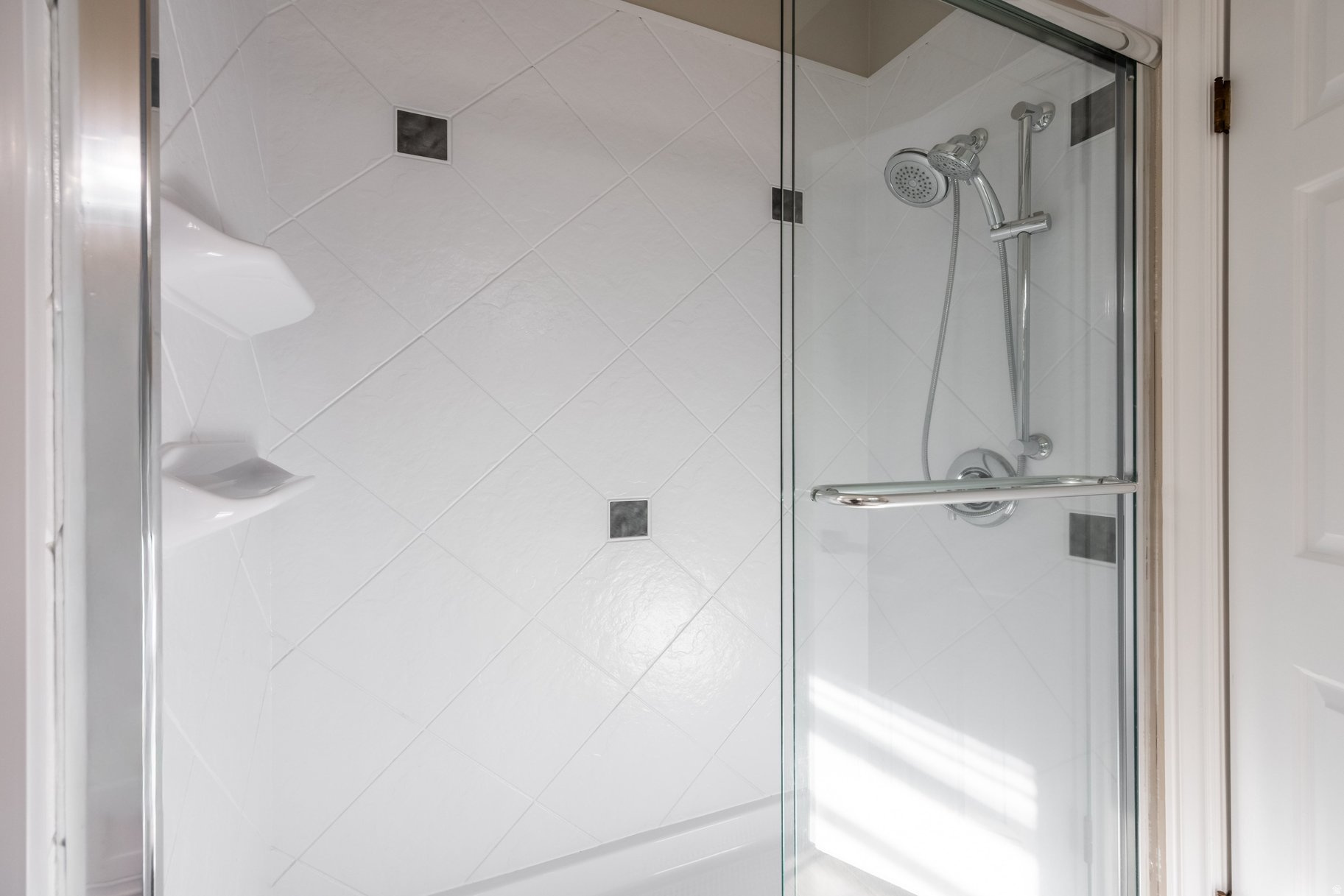 HIGHLANDS/HIDDEN VLY - Residential