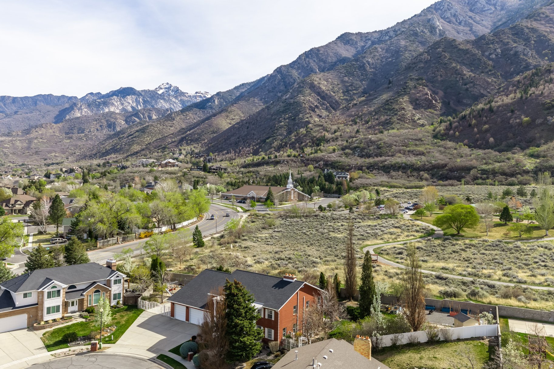 HIGHLANDS/HIDDEN VLY - Residential