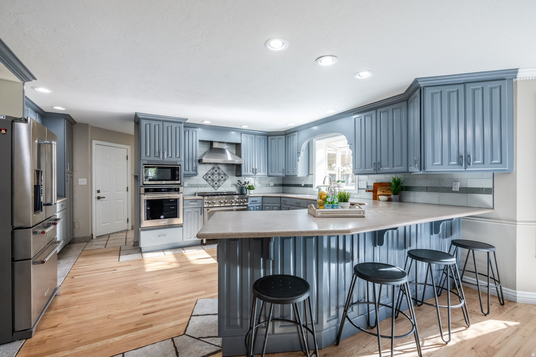 HIGHLANDS/HIDDEN VLY - Residential