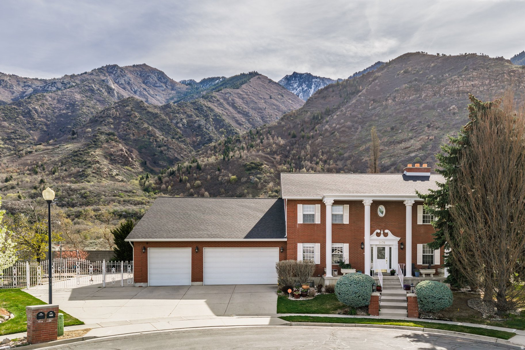 HIGHLANDS/HIDDEN VLY - Residential