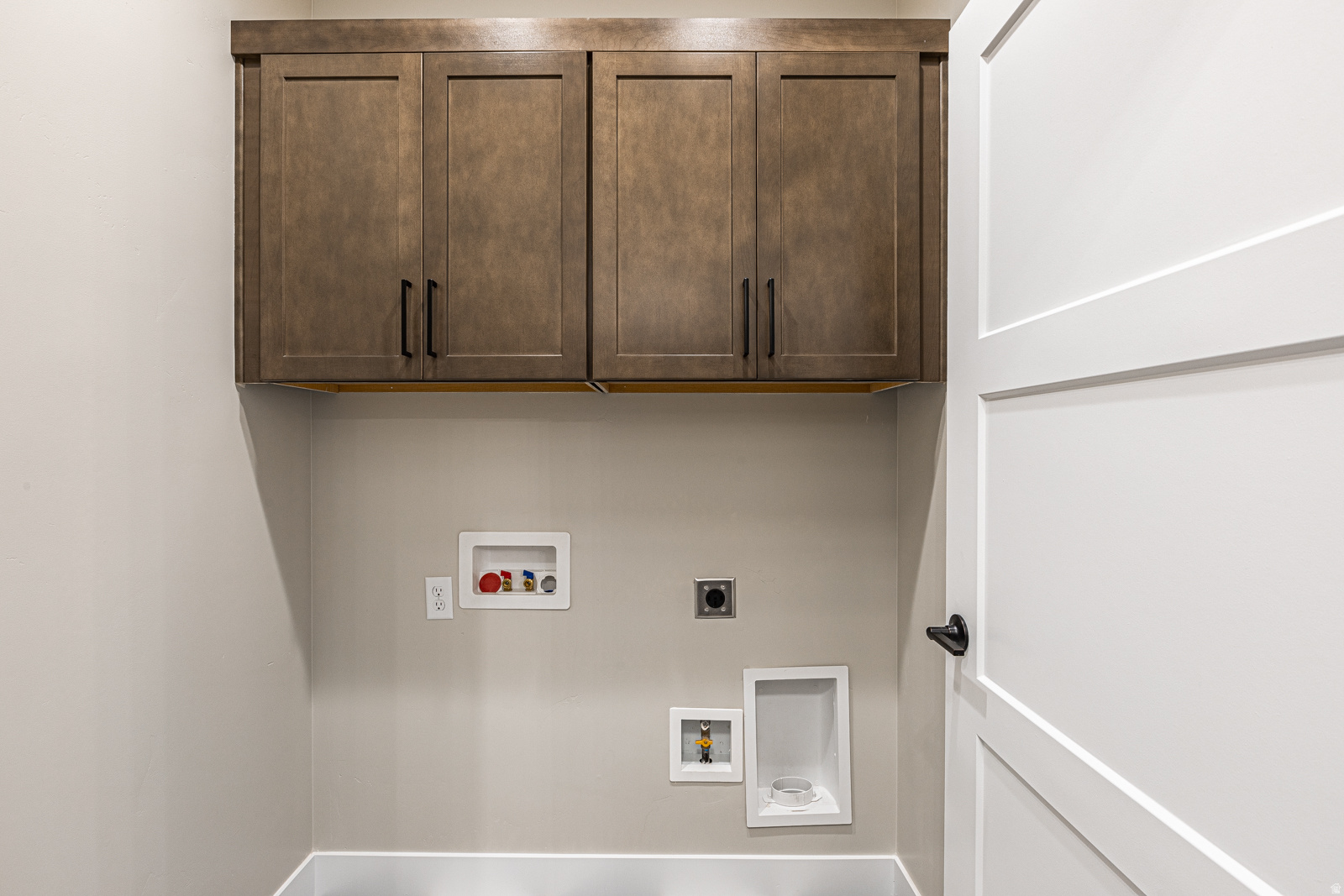 WILLOW ESTATES - Residential