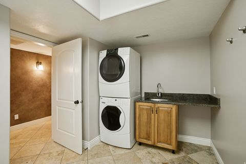 Tiny photo for 1397 W 9950 S, South Jordan, UT 84095 (MLS # 2150534)