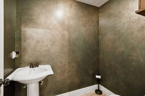 Tiny photo for 1397 W 9950 S, South Jordan, UT 84095 (MLS # 2150534)