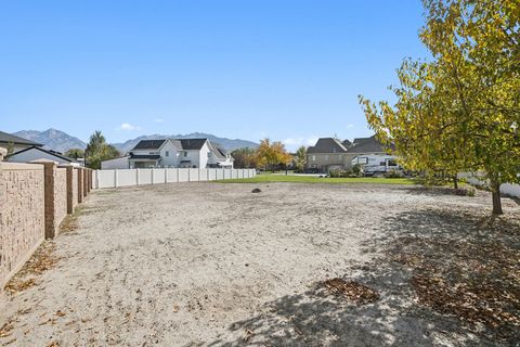 Tiny photo for 1397 W 9950 S, South Jordan, UT 84095 (MLS # 2150534)