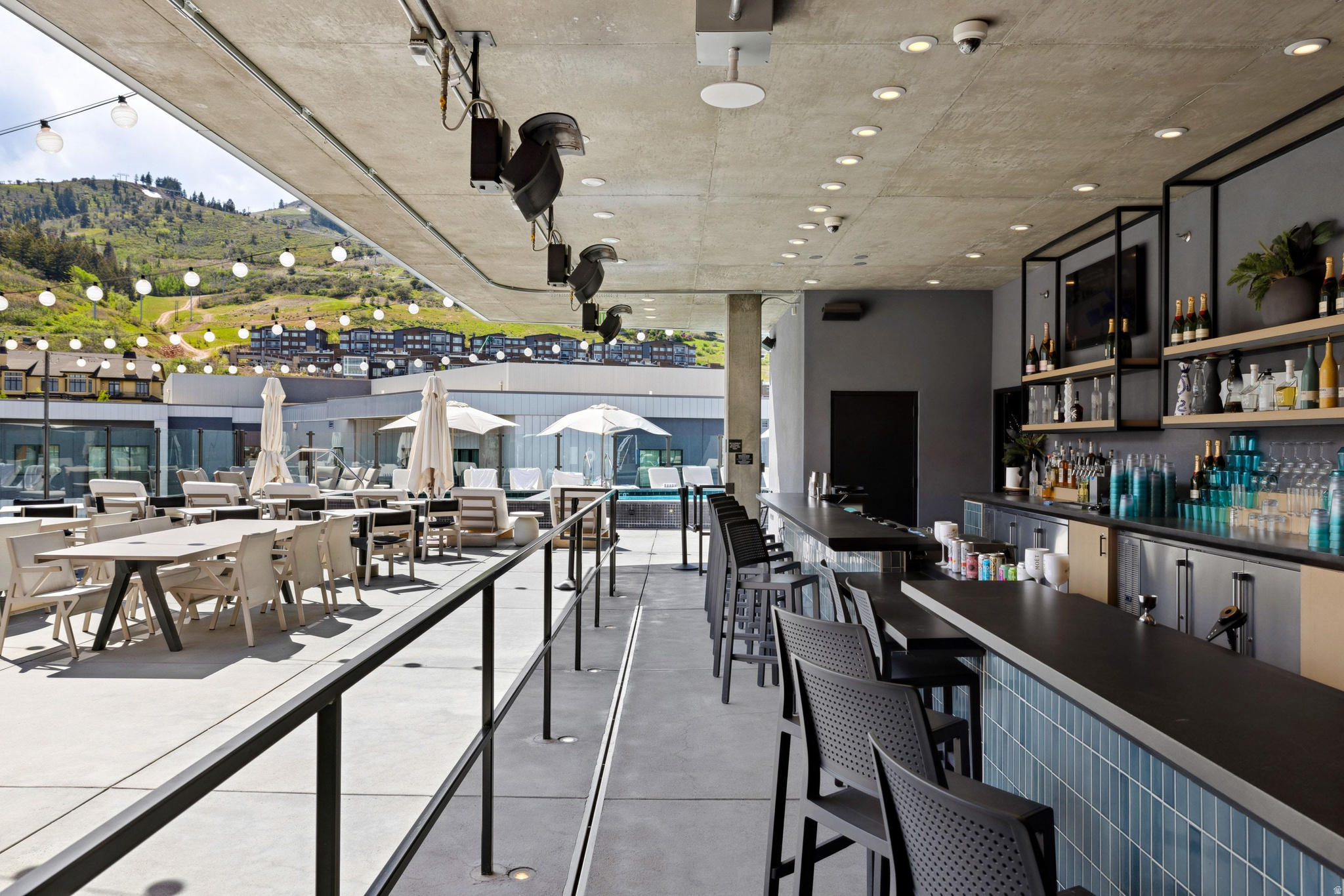 PENDRY RESIDENCES PARK CITY - Residential