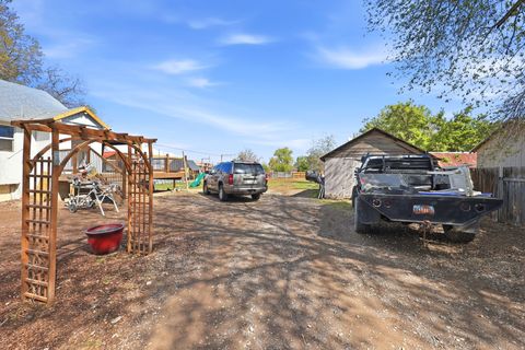 Tiny photo for 565 E 500 S, Payson, UT 84651 (MLS # 2155988)