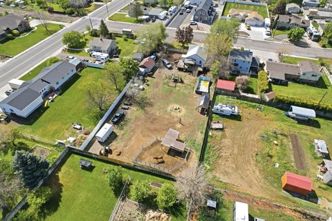 Tiny photo for 565 E 500 S, Payson, UT 84651 (MLS # 2155988)
