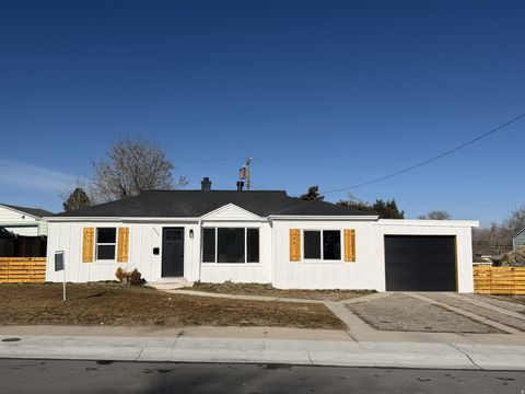 Photo of 4546 W 5615 S, Kearns, UT 84118 (MLS # 2131200)