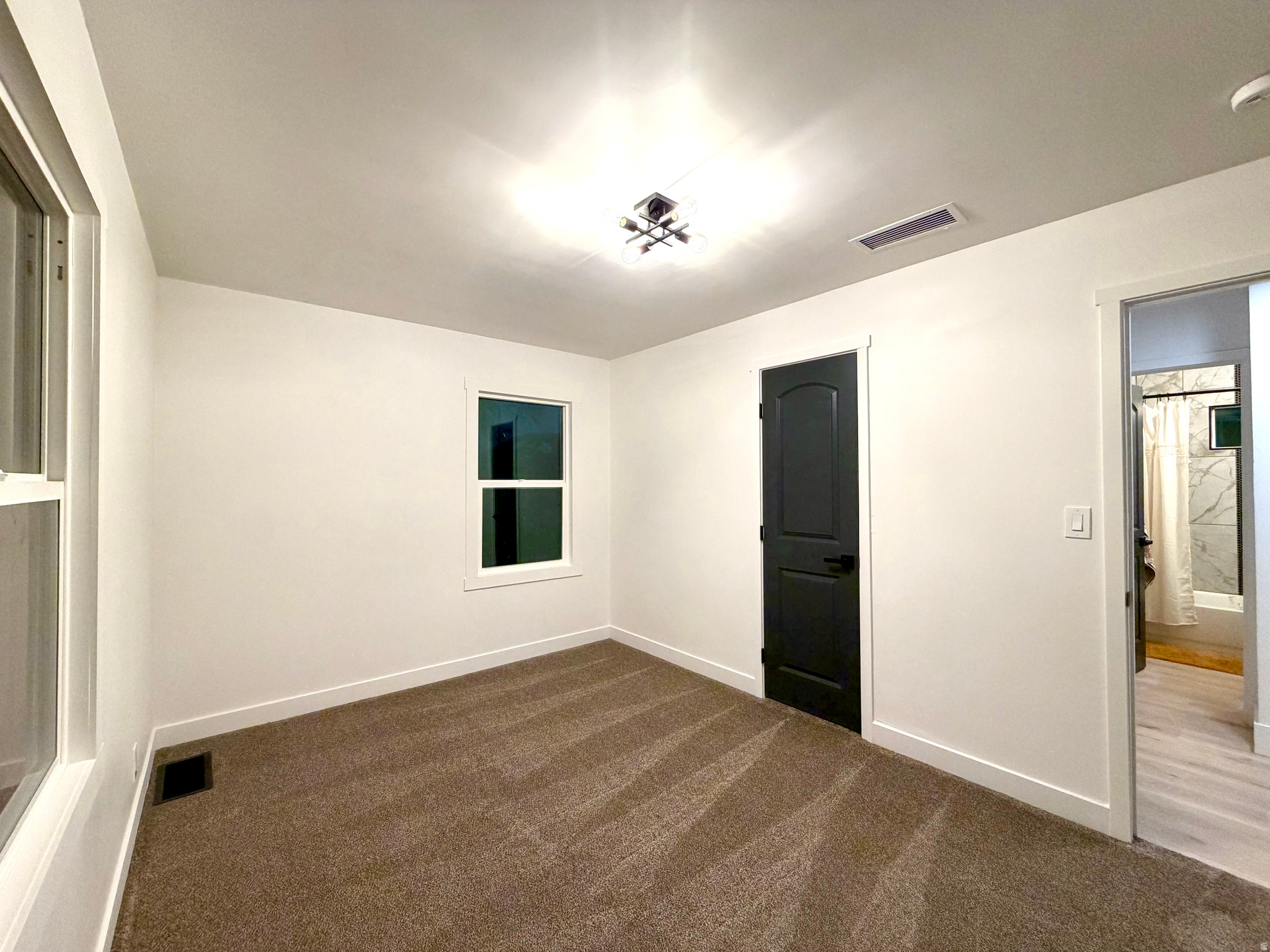 KEARNS TOWNSITE - Residential