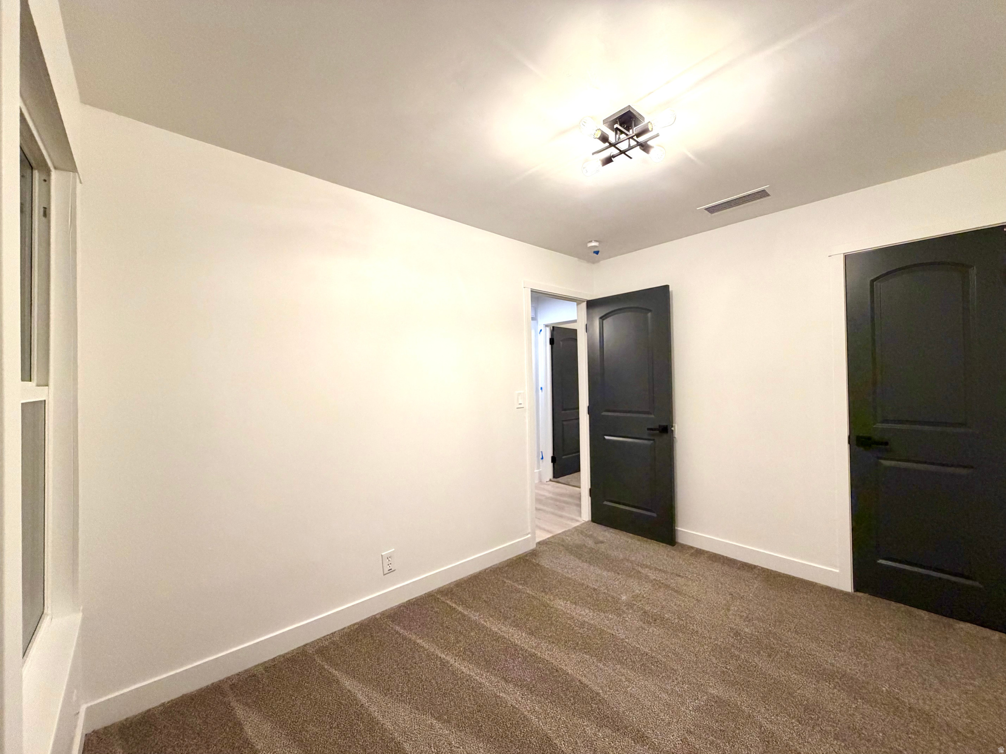 KEARNS TOWNSITE - Residential