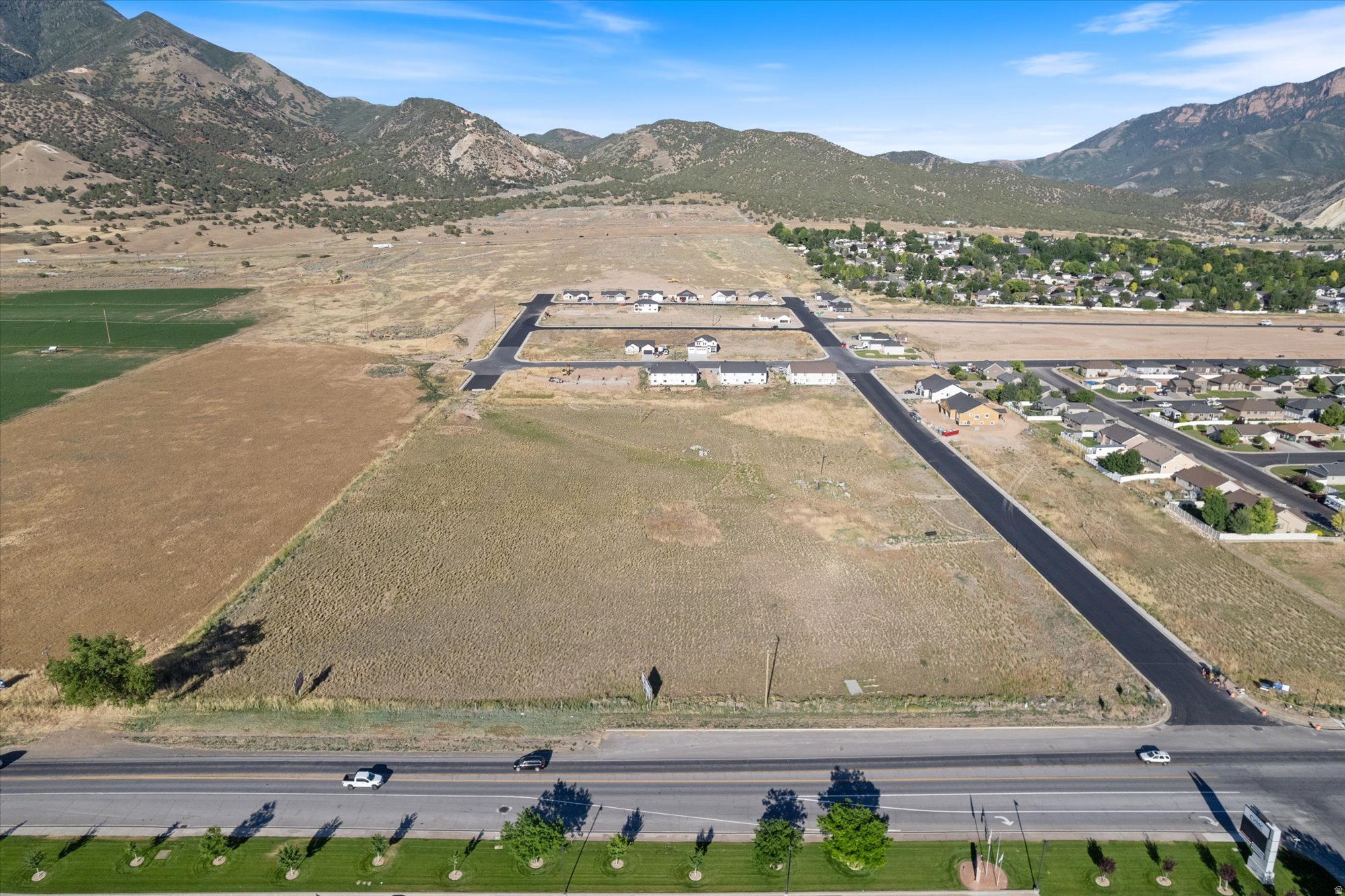 NORTHRIDGE ESTATES - Residential