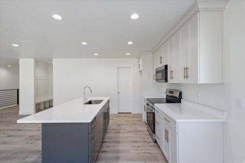 Tiny photo for 1536 N 300 E #49, Nephi, UT 84648 (MLS # 2127638)