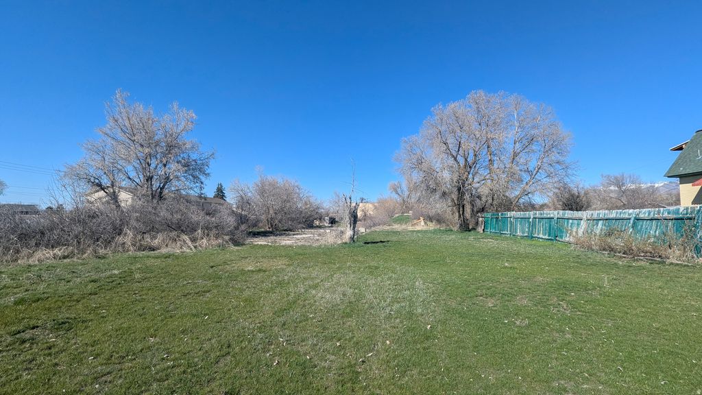 Photo of 51 N 350 W, Smithfield, UT 84335 (MLS # 2144648)