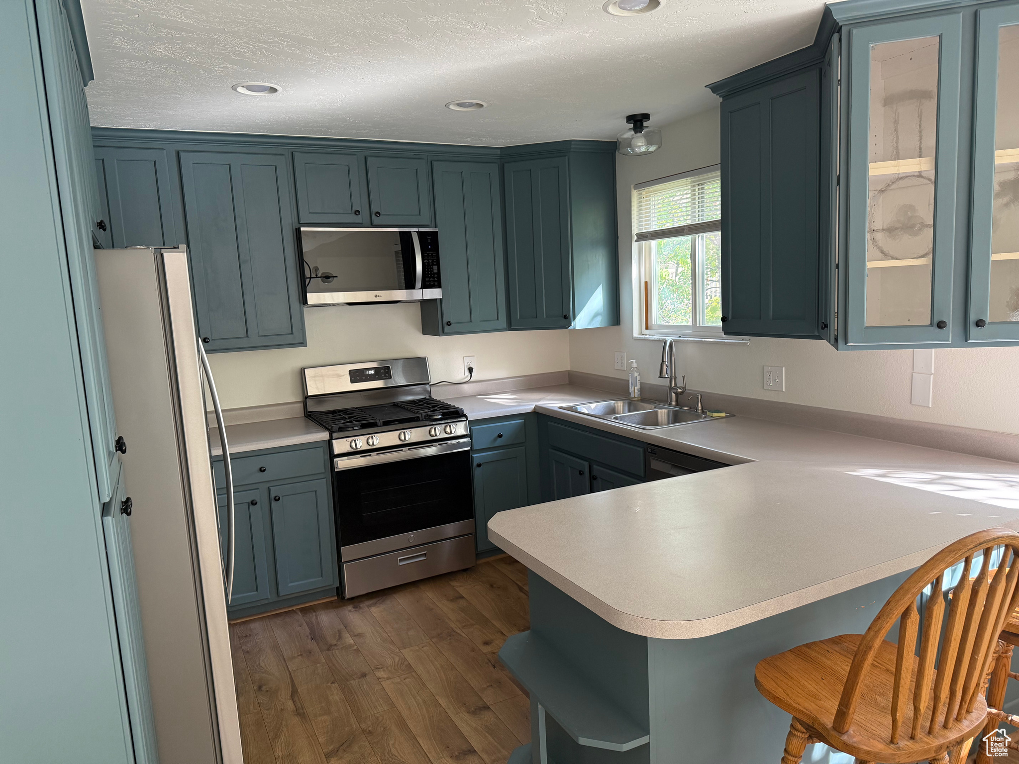 NUTREE WEST - Residential