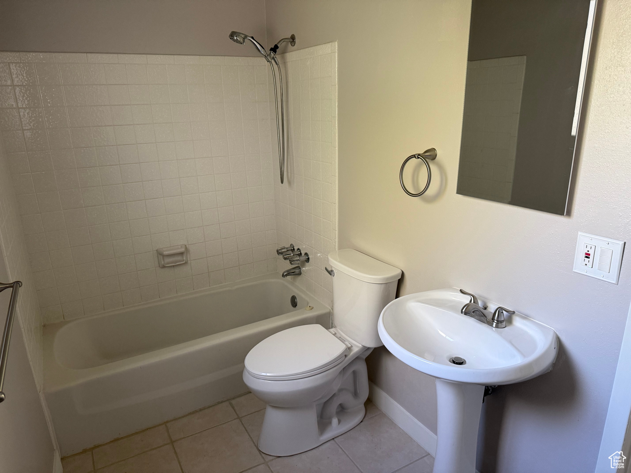 NUTREE WEST - Residential