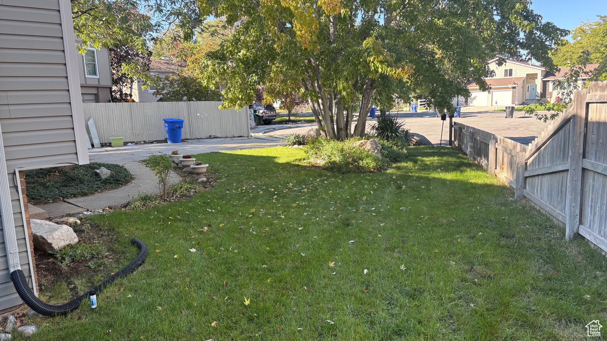 NUTREE WEST - Residential