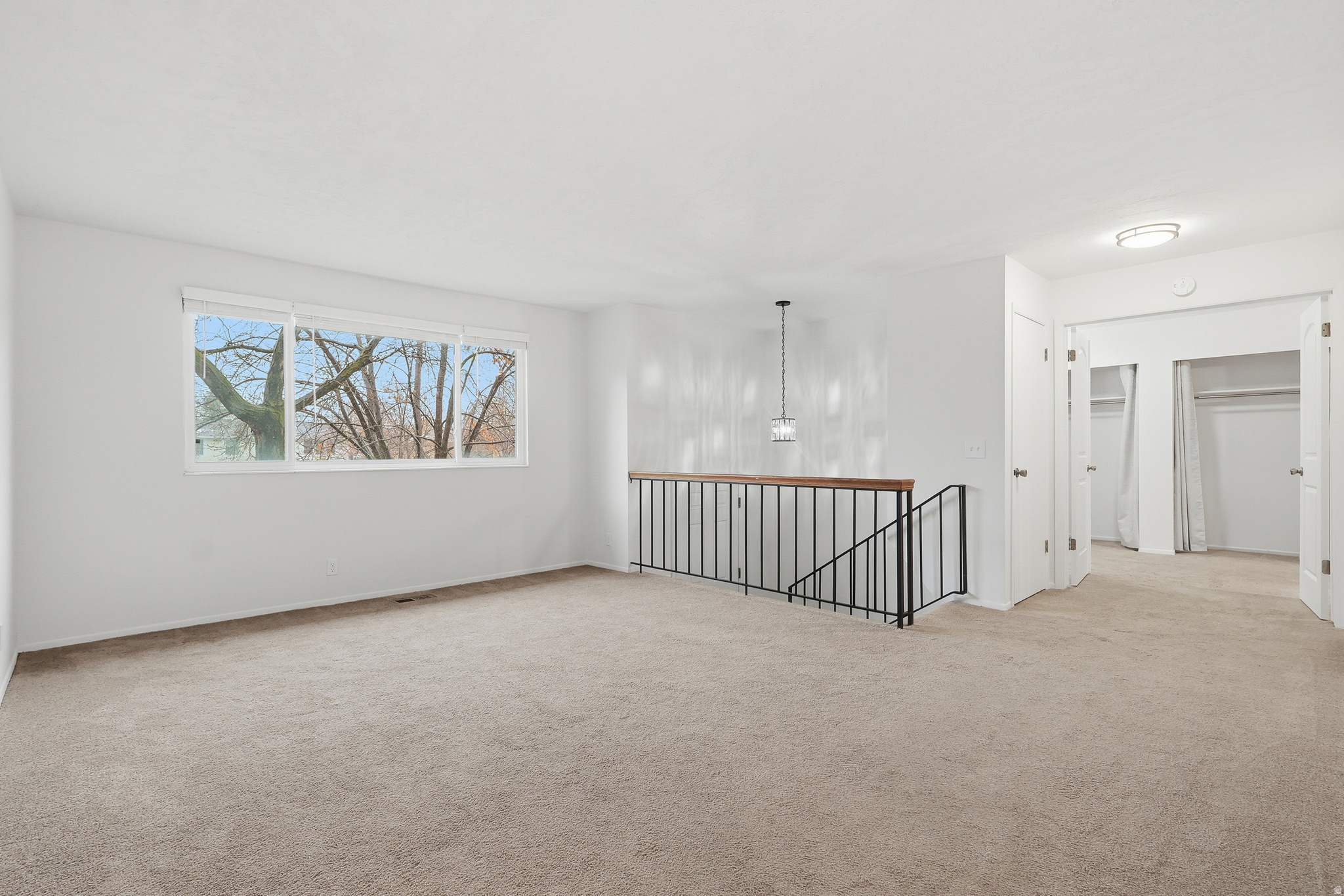 NUTREE WEST - Residential