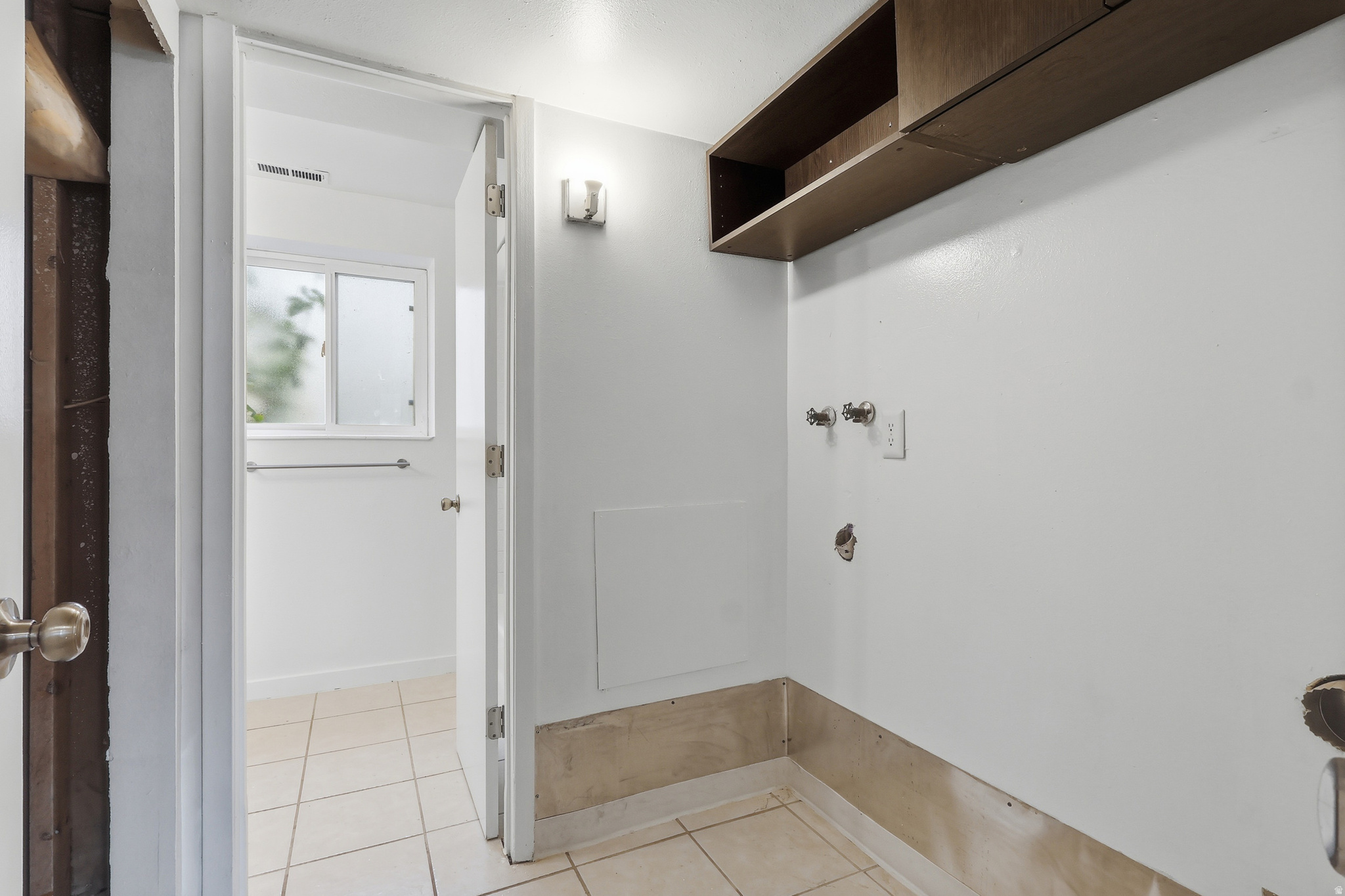 NUTREE WEST - Residential