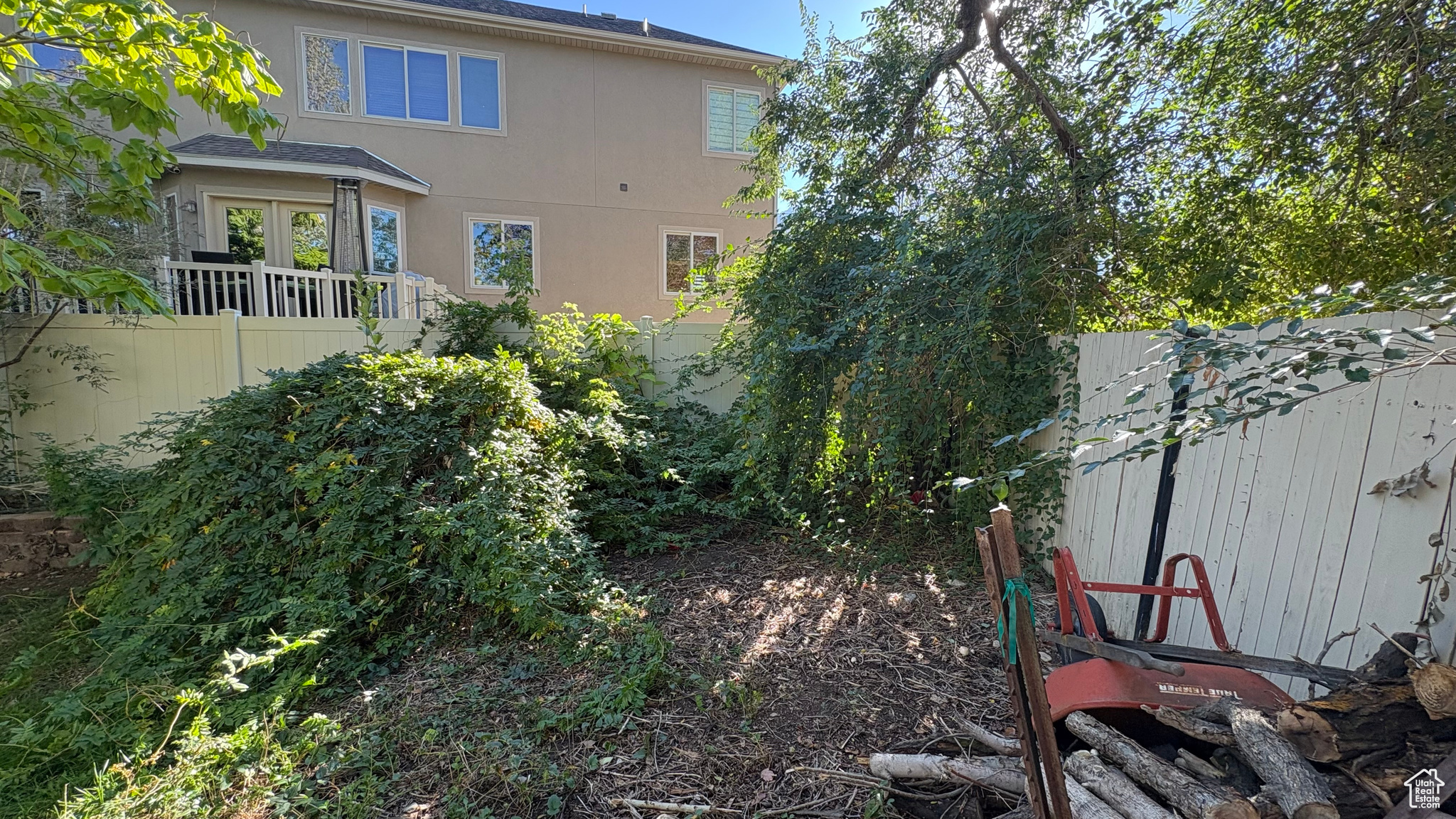 NUTREE WEST - Residential