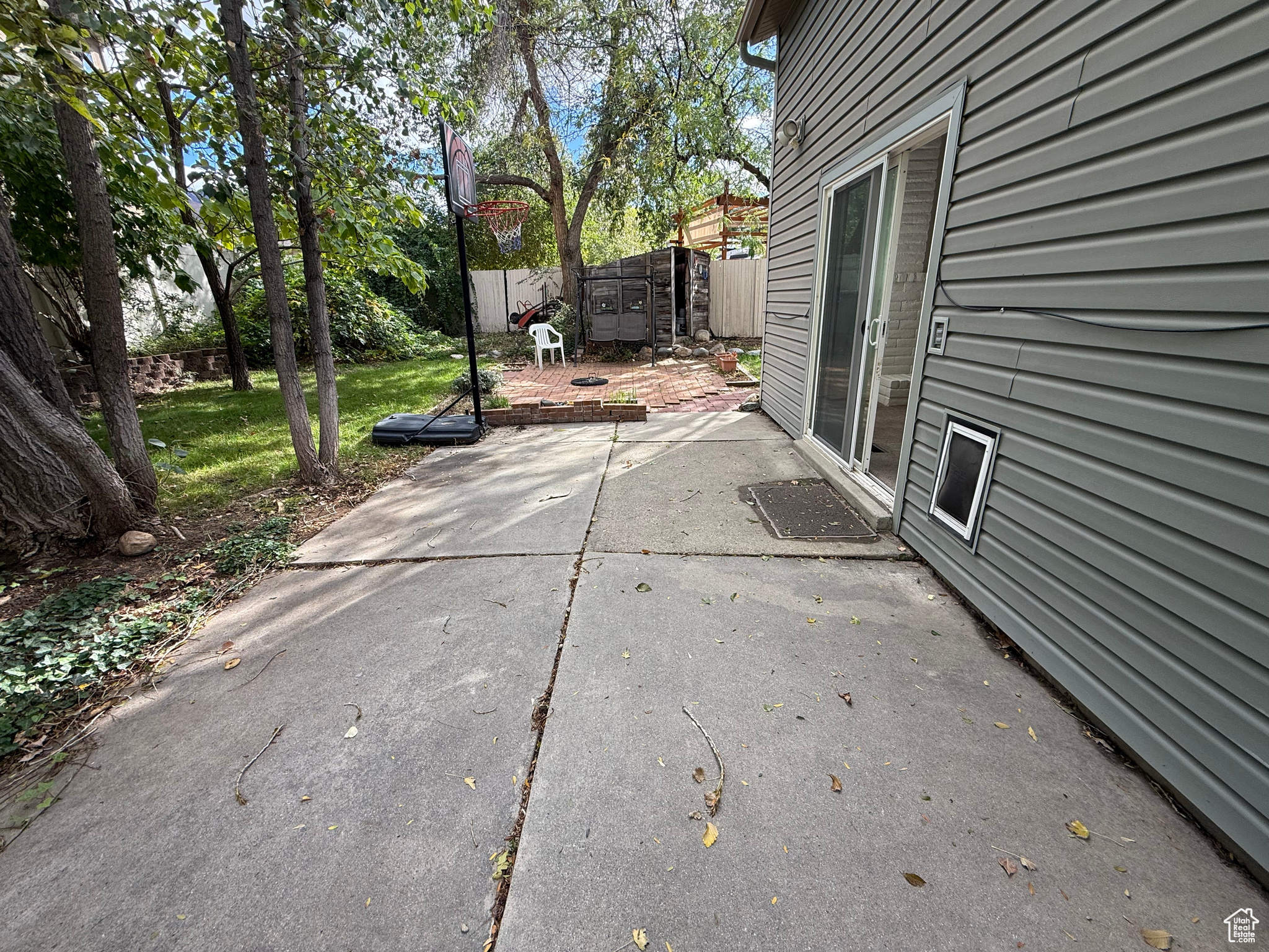 NUTREE WEST - Residential