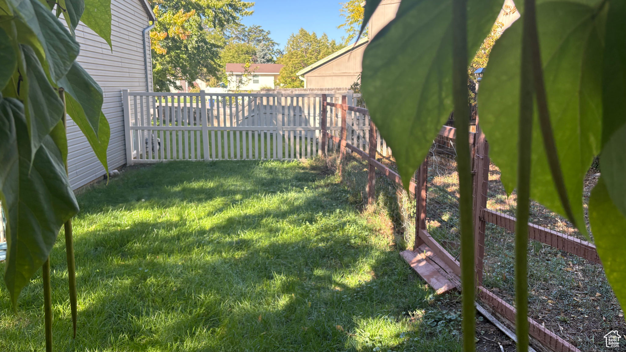 NUTREE WEST - Residential