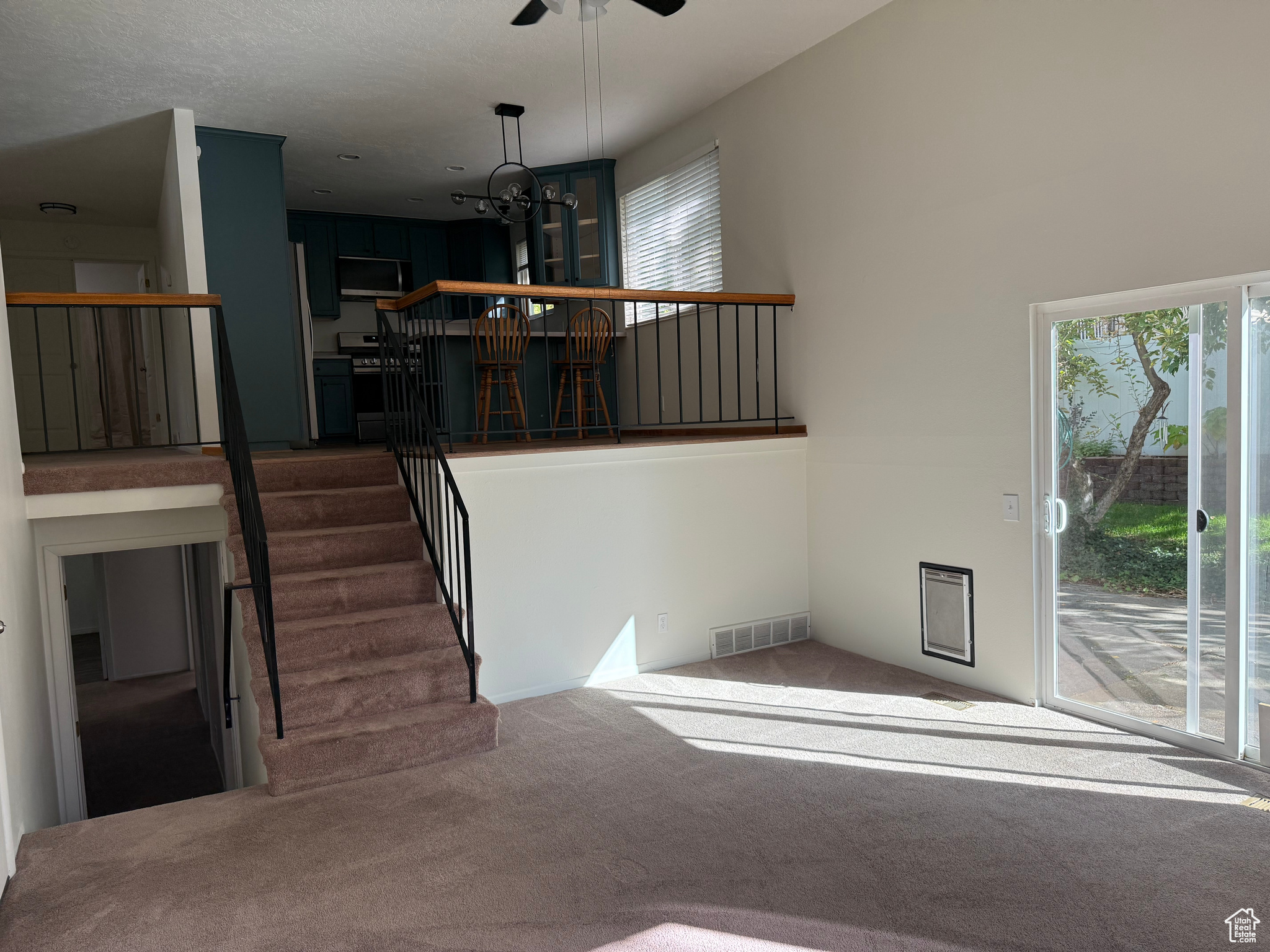 NUTREE WEST - Residential