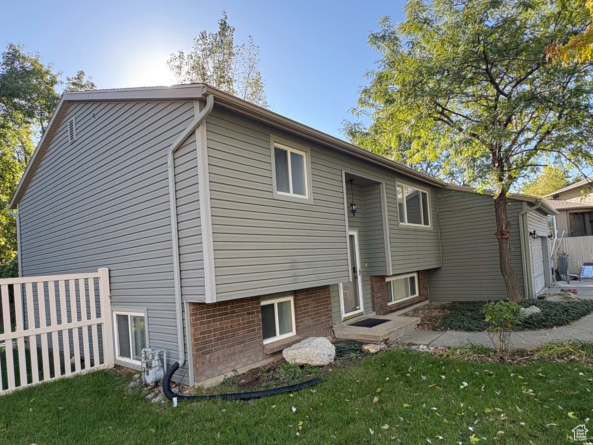 NUTREE WEST - Residential