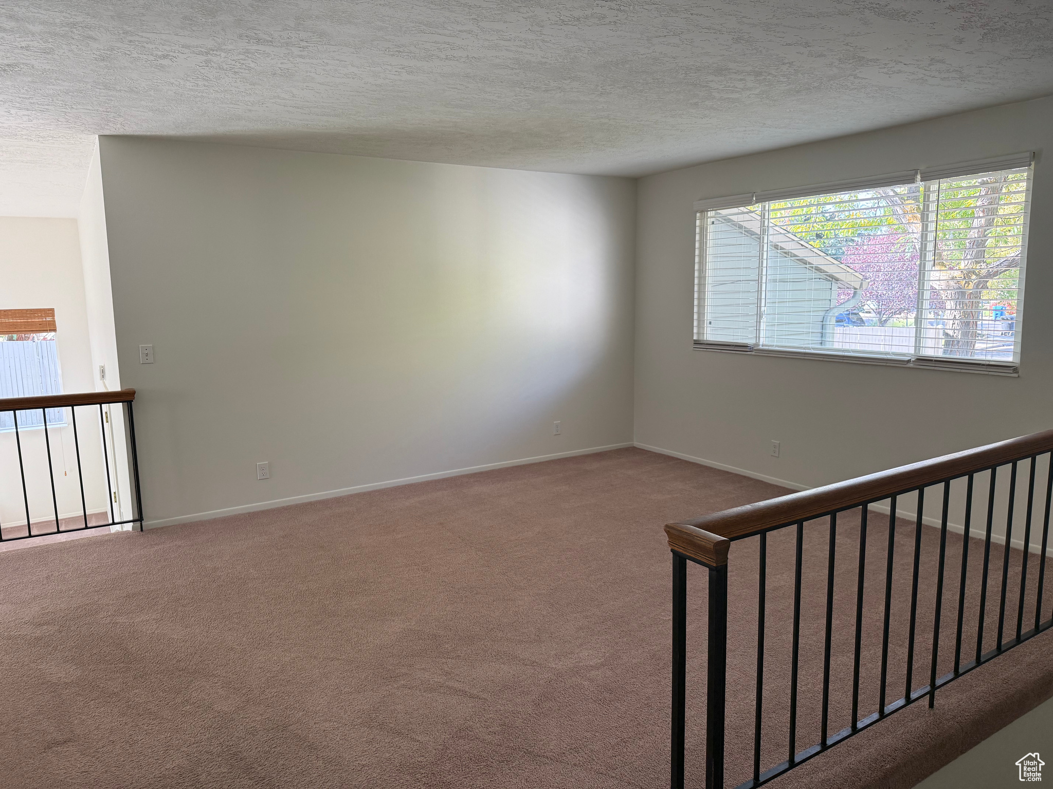 NUTREE WEST - Residential