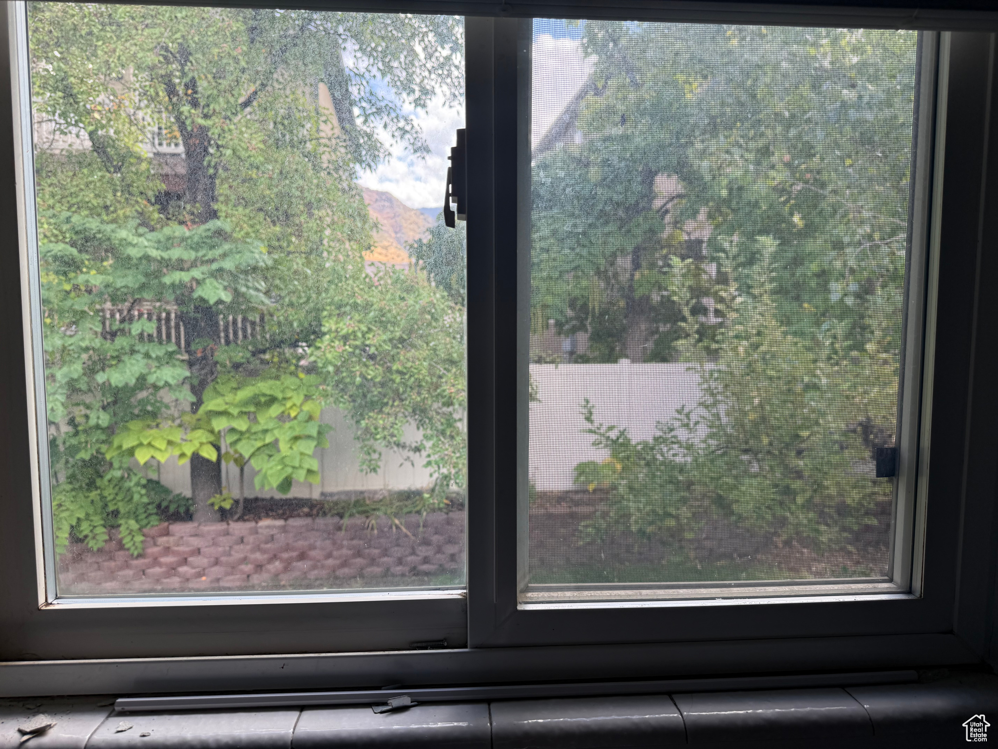 NUTREE WEST - Residential