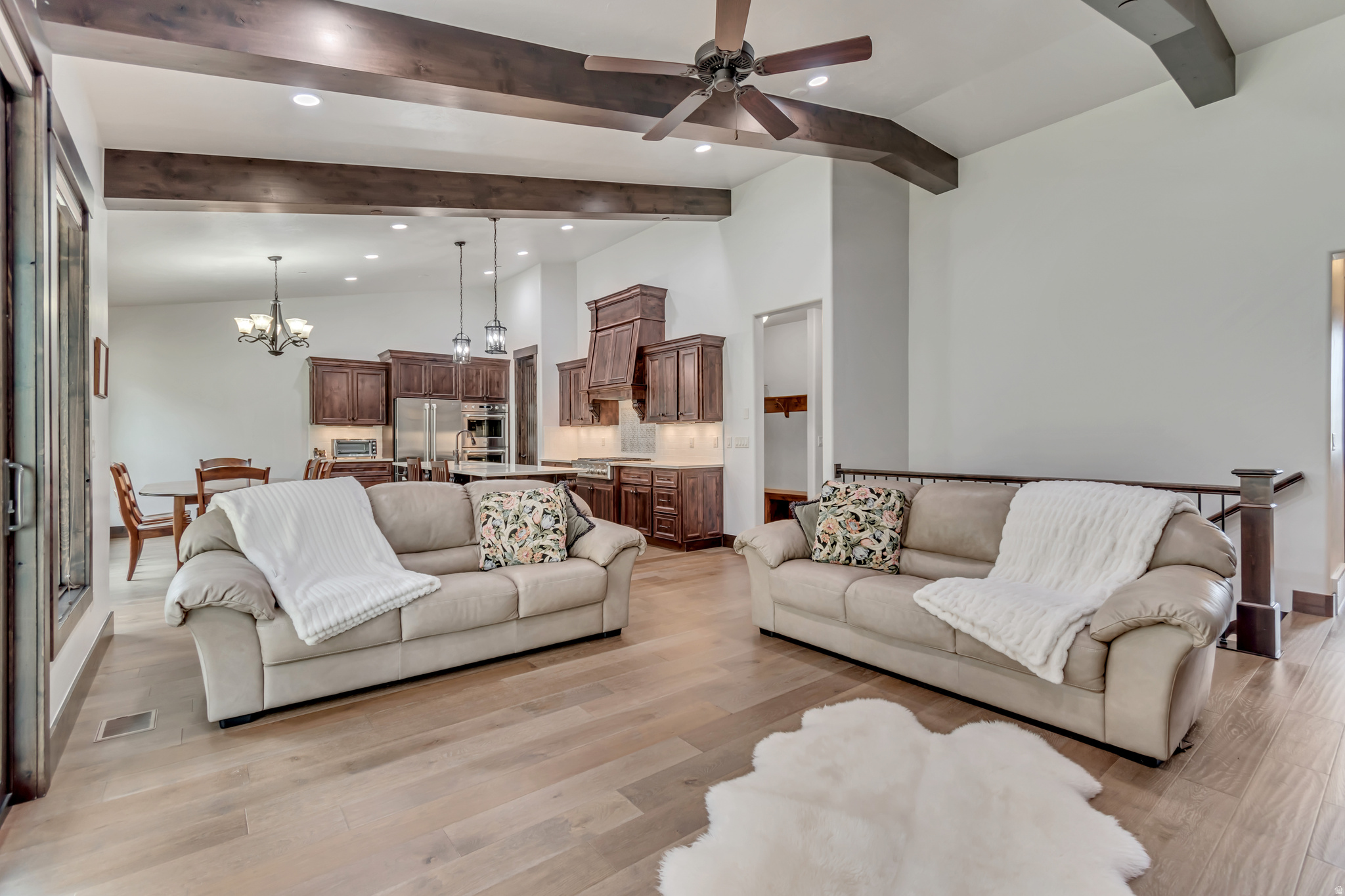 COTTAGE AT RED LEDGES - Residential