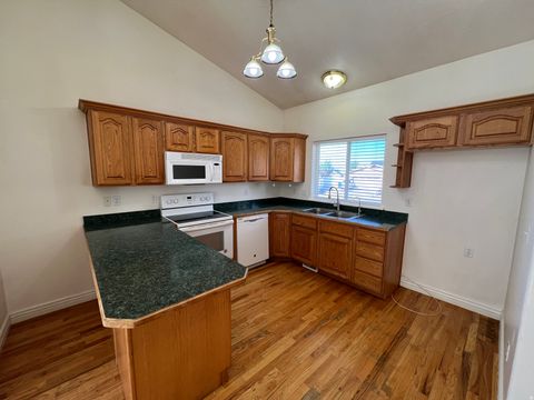 Tiny photo for 598 W SADDLEBROOK DR, Payson, UT 84651 (MLS # 2153374)