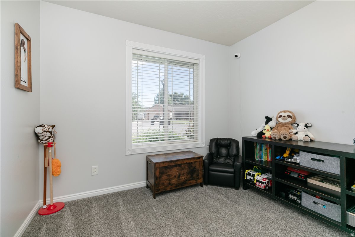 OAKWOOD EST - Residential