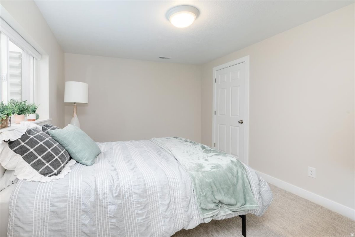 OAKWOOD EST - Residential