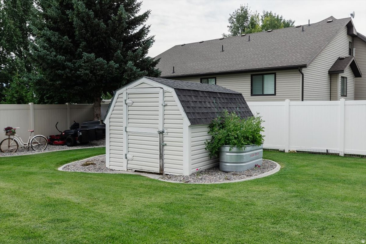 OAKWOOD EST - Residential