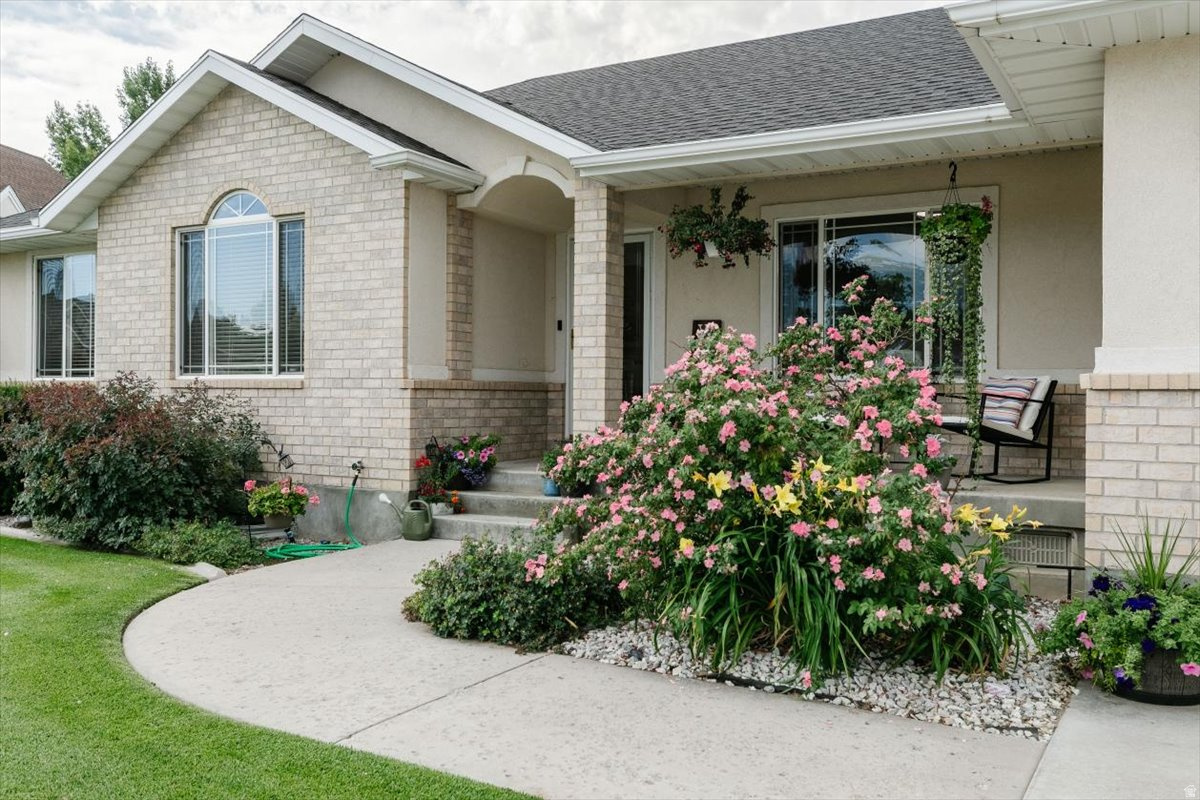 OAKWOOD EST - Residential