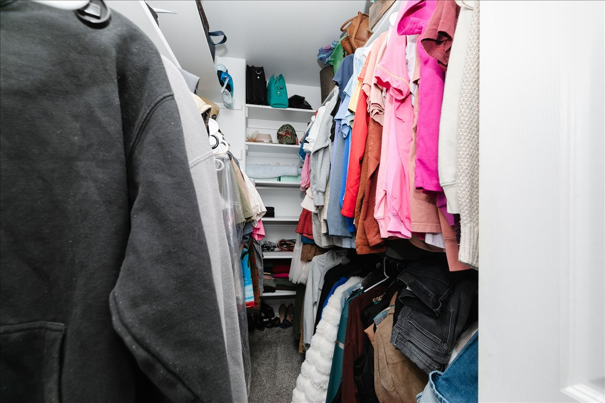 OAKWOOD EST - Residential