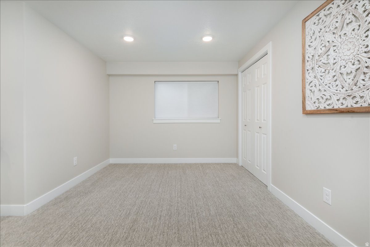 OAKWOOD EST - Residential