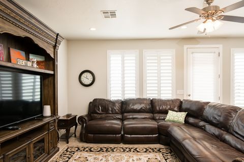 Tiny photo for 2094 N CORAL RIDGE DR, Washington, UT 84780 (MLS # 2136563)