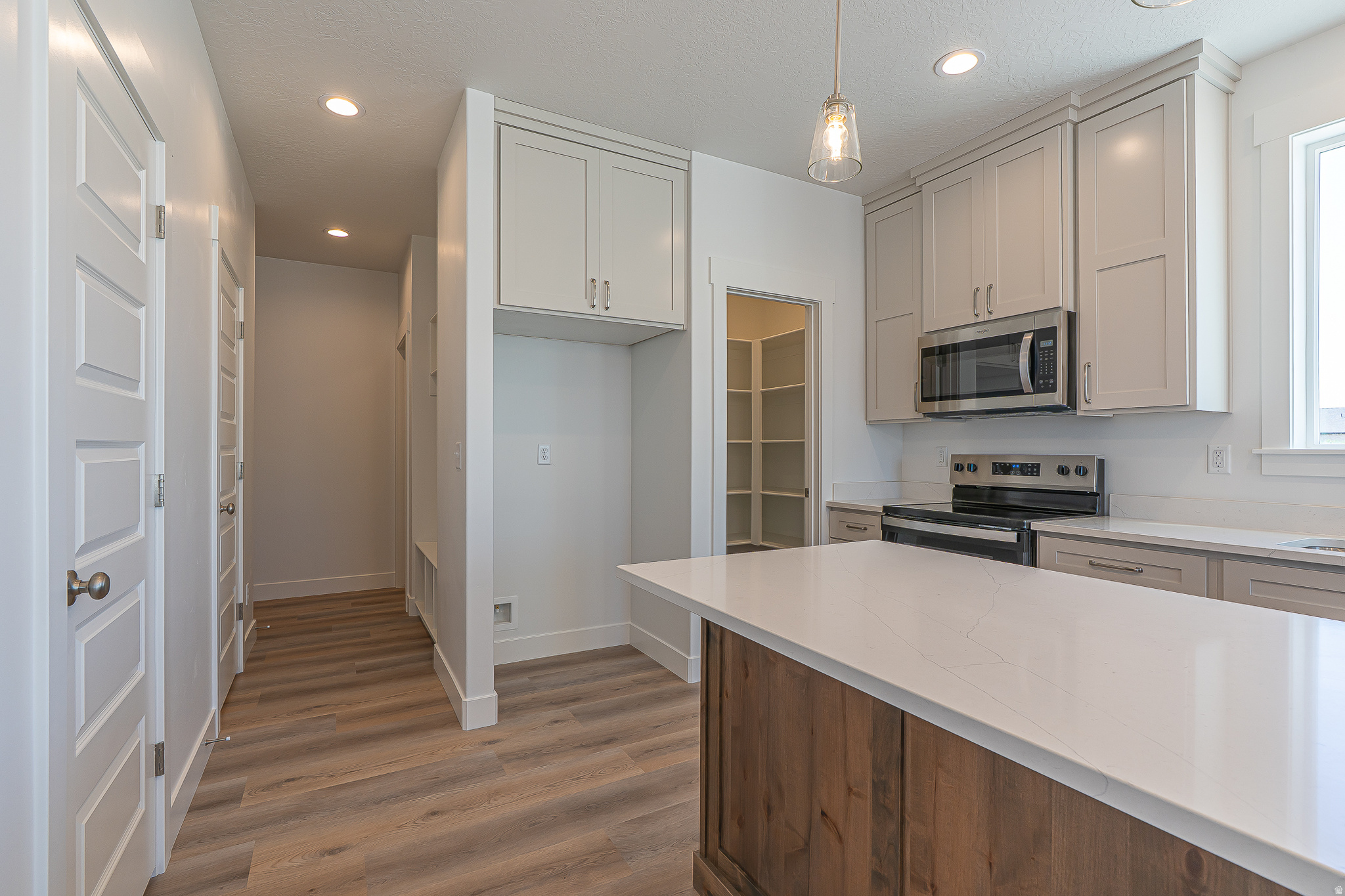 HERITAGE PARKWAY - Residential