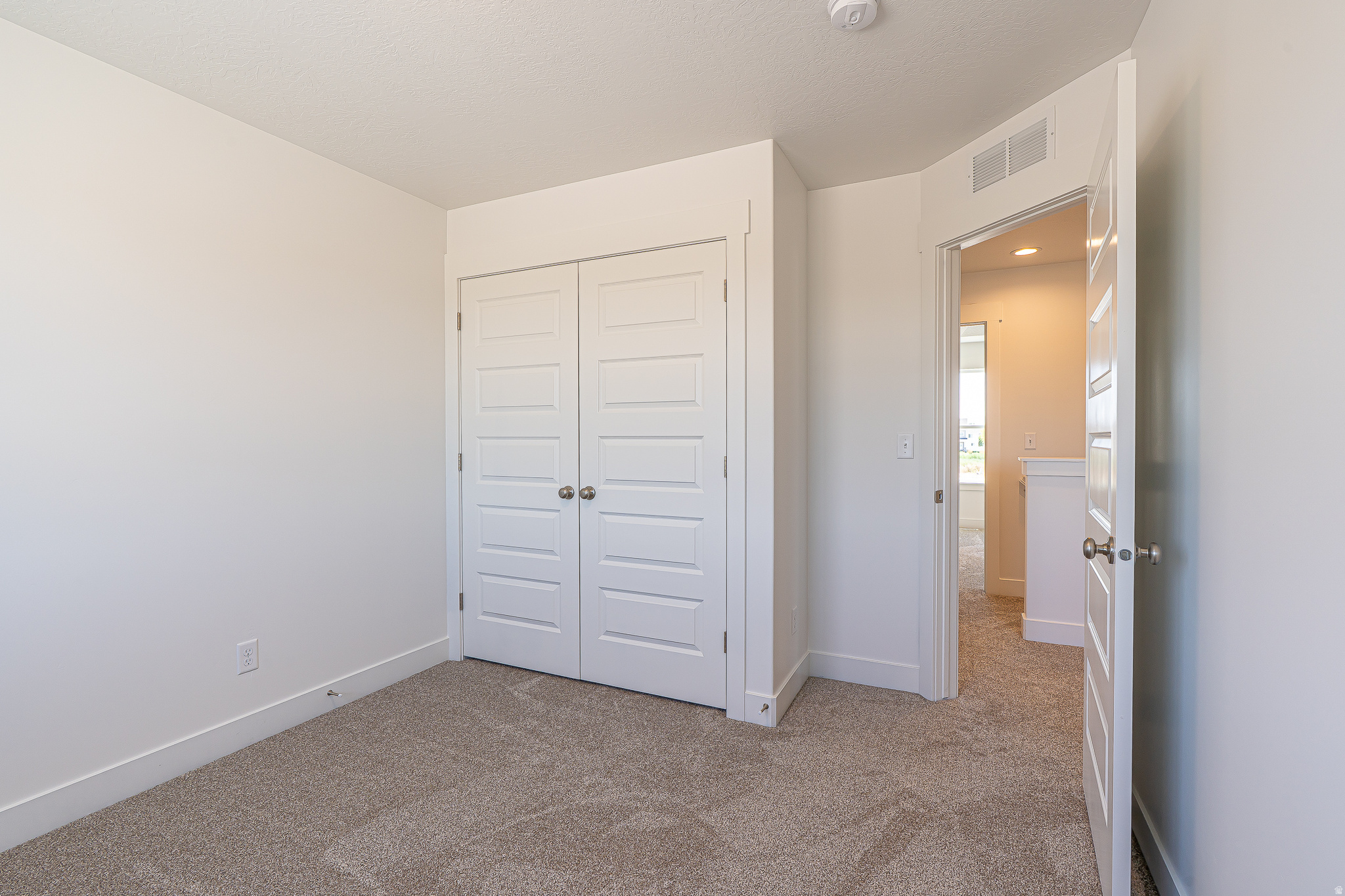 HERITAGE PARKWAY - Residential